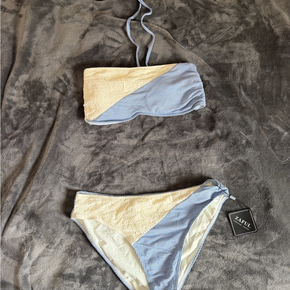 Zaful Two-Tone Blue and Cream Bikini Set